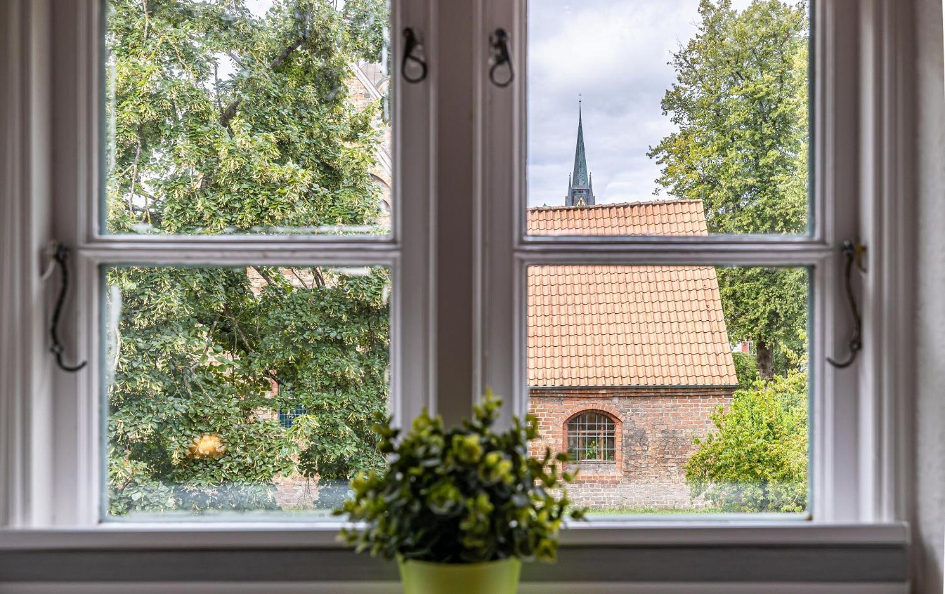 Fewo1846 - Altes Steuermannhaus - Uriges Reihenhaus Mit 2 Schlafzimmern In Der Altstadt Flensburg Eksteriør bilde
